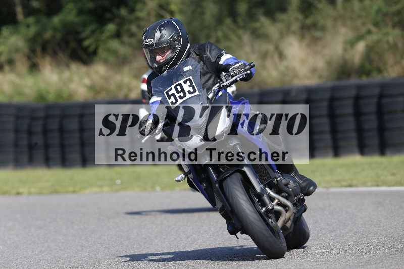 /44 09.08.2025 Plüss Moto Sport ADR/Einsteiger/593